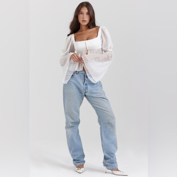 House of CB Lucie White Pleated Top - Picture 5 of 7